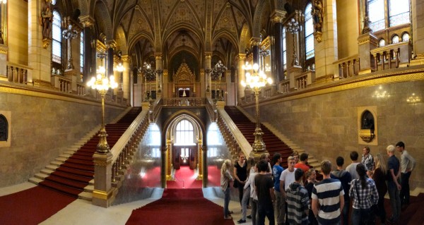 ... große Hallen ... (06.09.2012)