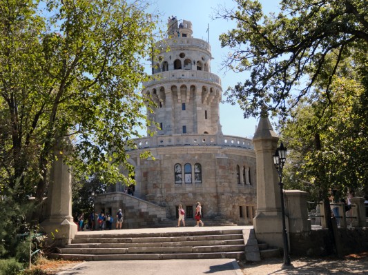 ... mit dem Elisabethturm, ... (07.09.2012)