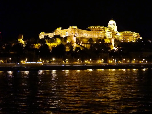 Hofburg von der Donau aus. (07.09.2012)