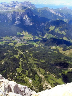 Blick in das Abteital, ganz unten das Croce-Hospiz (21.07.2009)