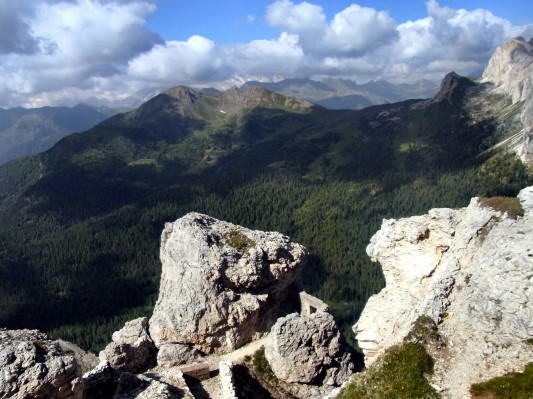 Felsenwache mit Blick auf Col di Lana (20.07.2010)