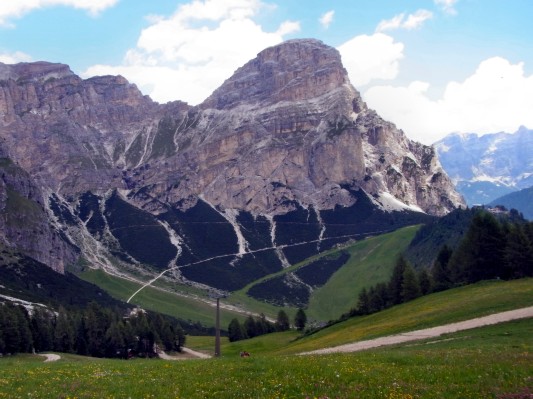 Blick auf Sass Songher und Col Pradat (10.07.2011)