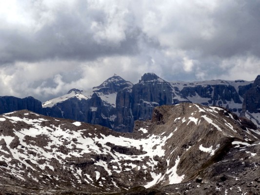 Ciampai vor der Sella-Gruppe mit der Boe-Spitze (08.07.2013)
