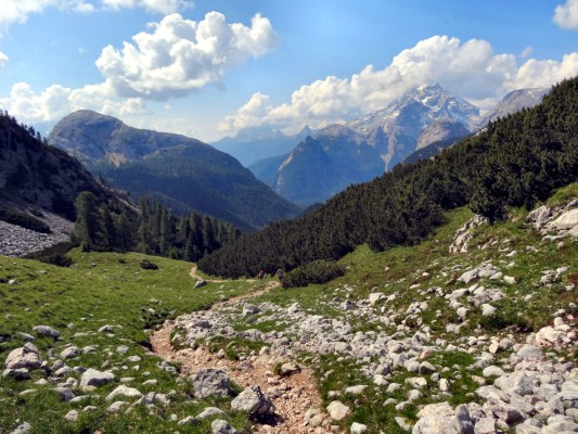 Blick auf Croda d´Ancona und Tofana-Gruppe (20.07.2013)