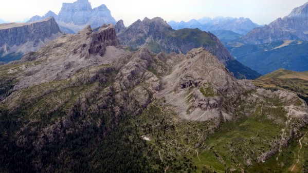 Blick auf Averau und Croda Negra (08.08.2015)