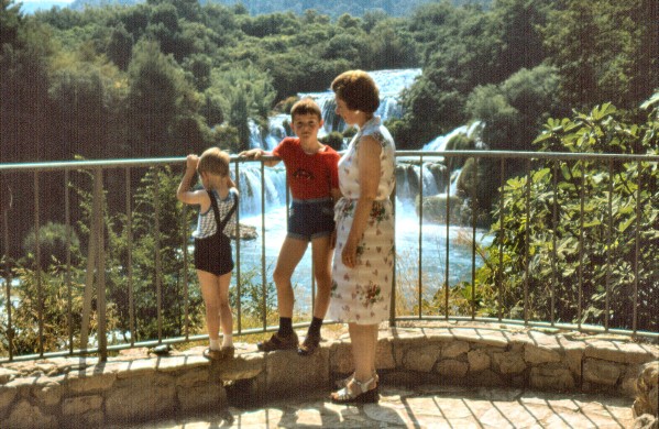 An den Krka-Fällen (06.08.1978)
