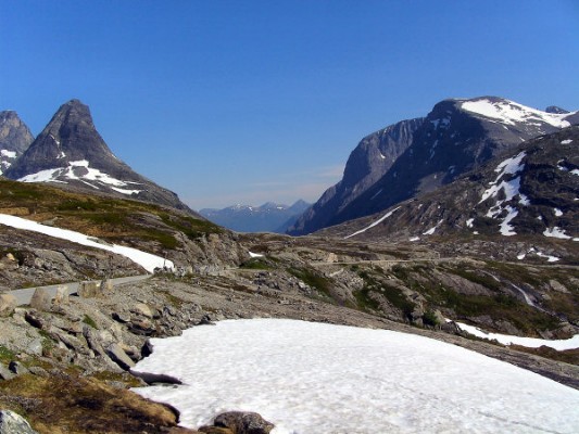 Nach den Trollstigen eröffnet sich einmal mehr ... (05.07.2008) 