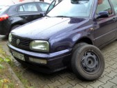 Glück im Unglück: Knapp 300 km nach Abfahrt zerfetzt das Reserverad des Vordermannes unser linkes Rad samt Felge - das hätte auch schlimmer ausgehen können! (21.06.2008)