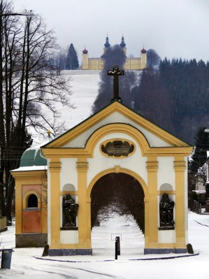 Kreuzweg auf den Muttergottesberg (01.04.2012)