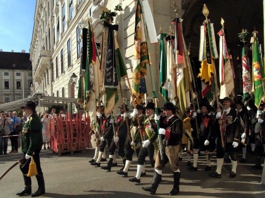 Kondukt im inneren Burghof.