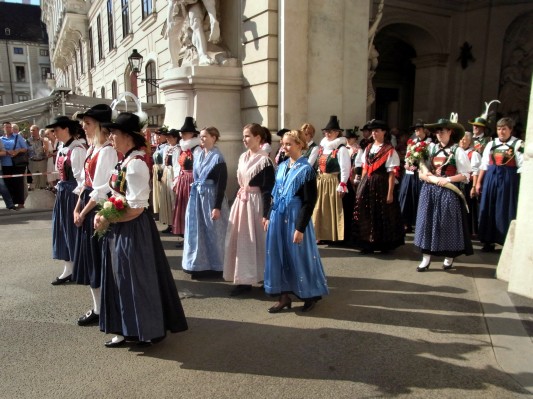 Kondukt im inneren Burghof.