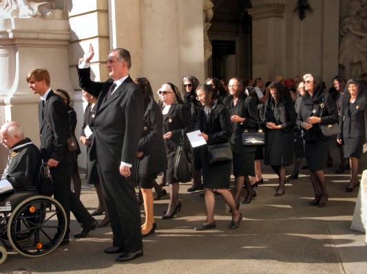 Kondukt im inneren Burghof.